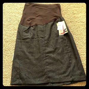 NWT brown tweed Destination Maternity skirt